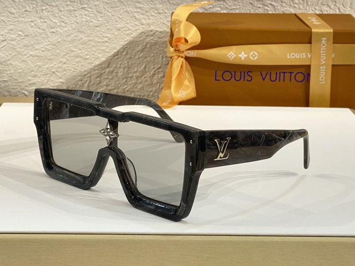 Louis Vuitton Sunglasses Top Quality LVS00813